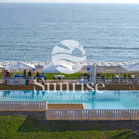 Sunrise Accessible Resort Battipaglia Exteriör bild