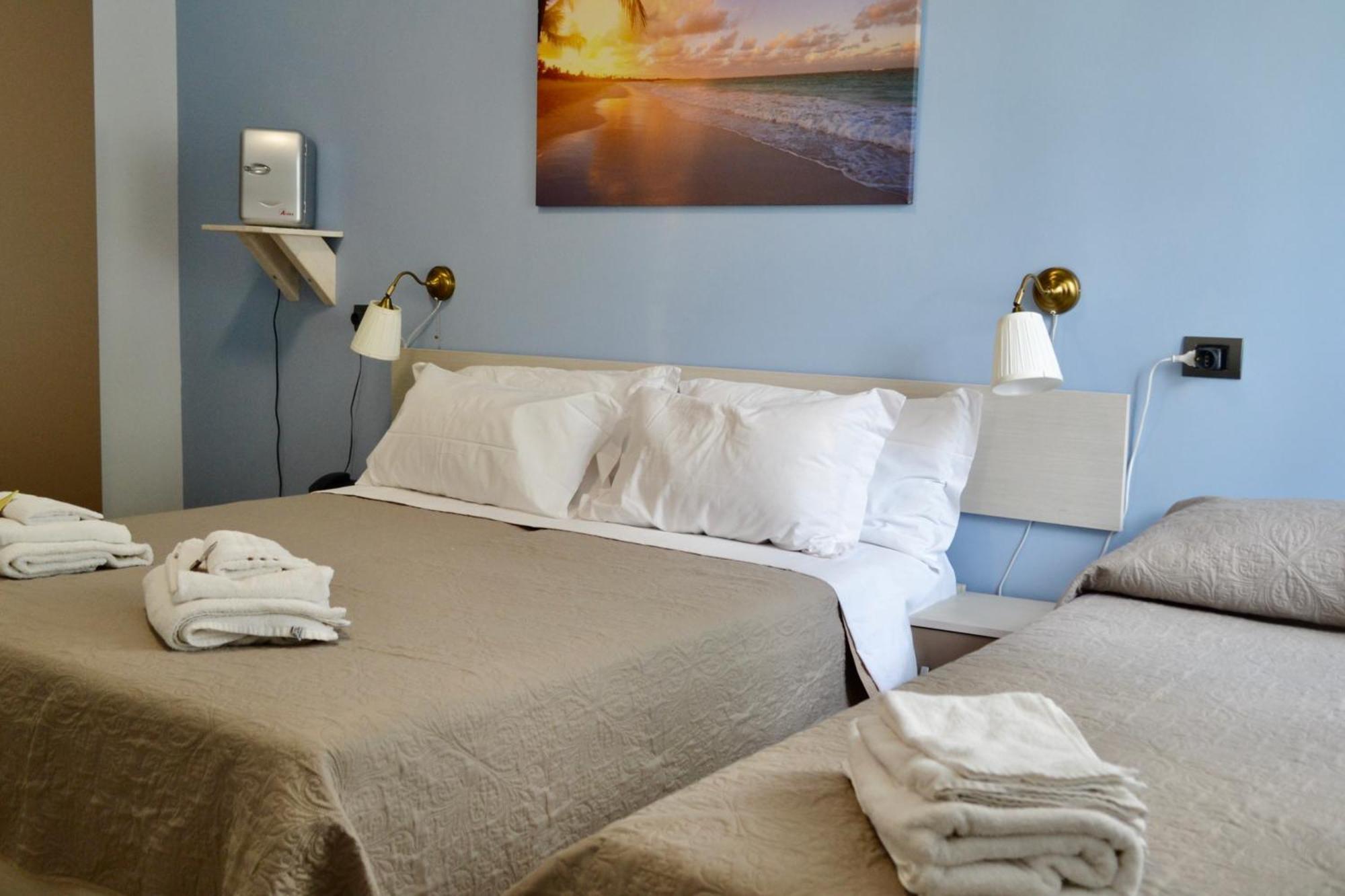 Sunrise Accessible Resort Battipaglia Rum bild
