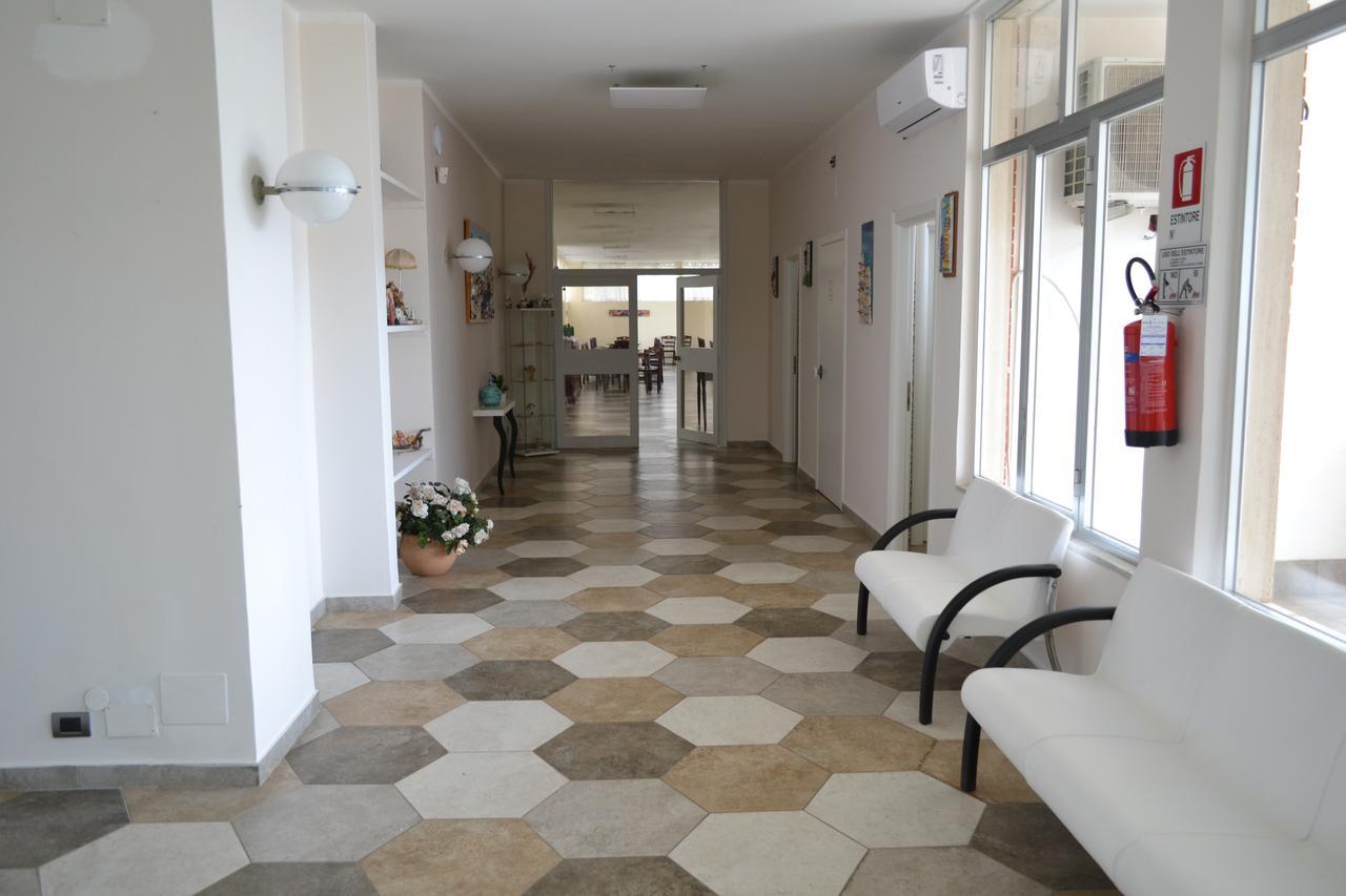 Sunrise Accessible Resort Battipaglia Exteriör bild