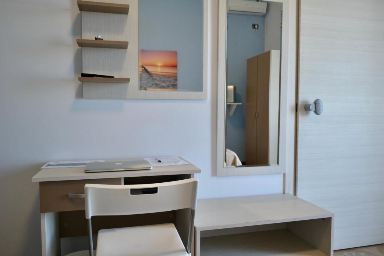 Sunrise Accessible Resort Battipaglia Exteriör bild